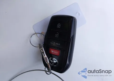 2025 Toyota Camry Le z USA, uszkodzony, nr VIN 4T1DAACK6SU508983